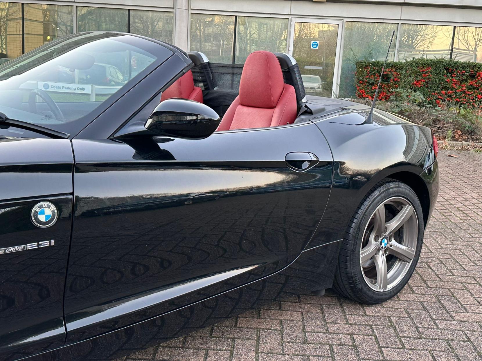 BMW Z4 2.5 23i Convertible 2dr Petrol Manual sDrive Euro 5 (204 ps)