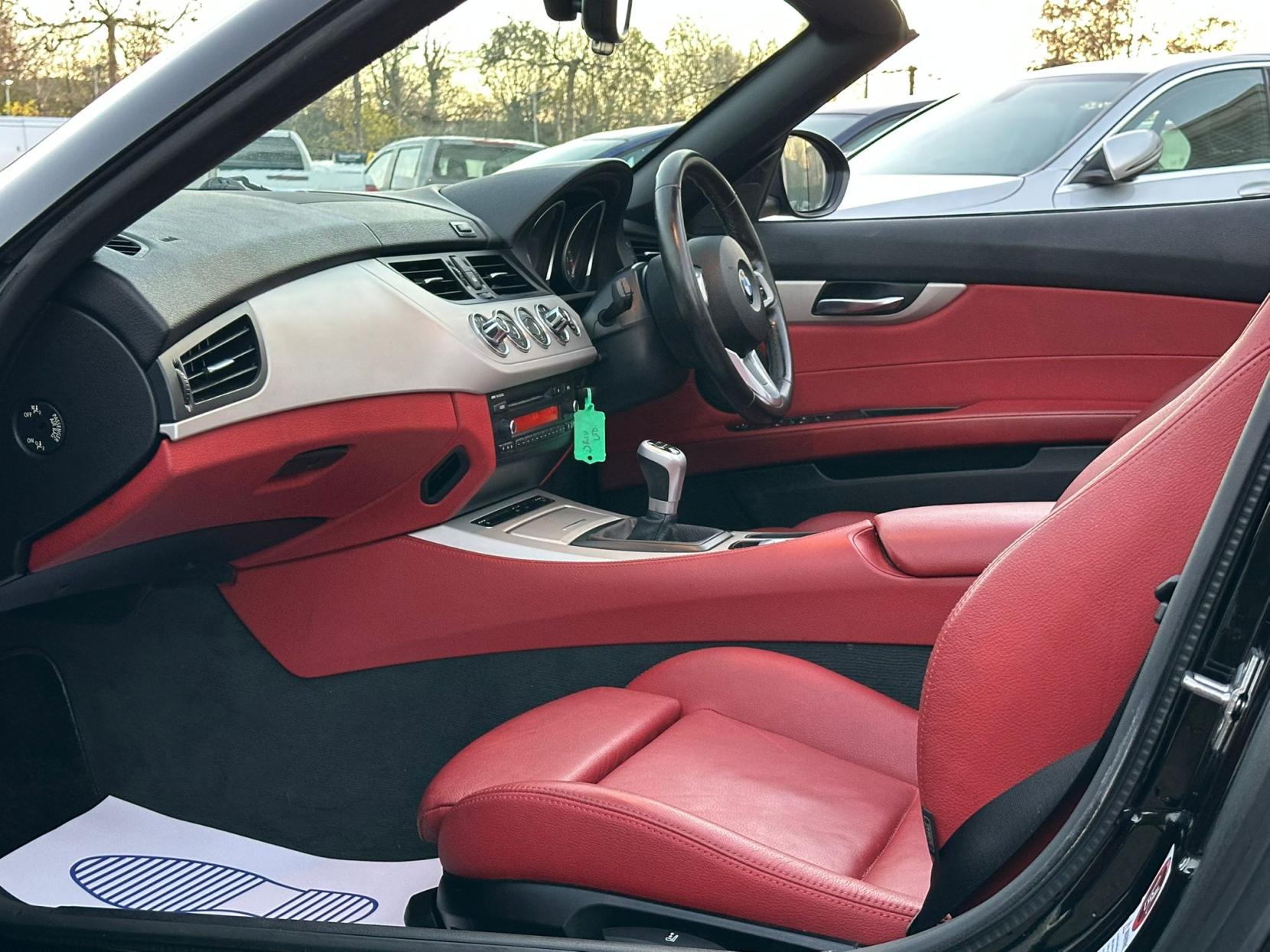 BMW Z4 2.5 23i Convertible 2dr Petrol Manual sDrive Euro 5 (204 ps)