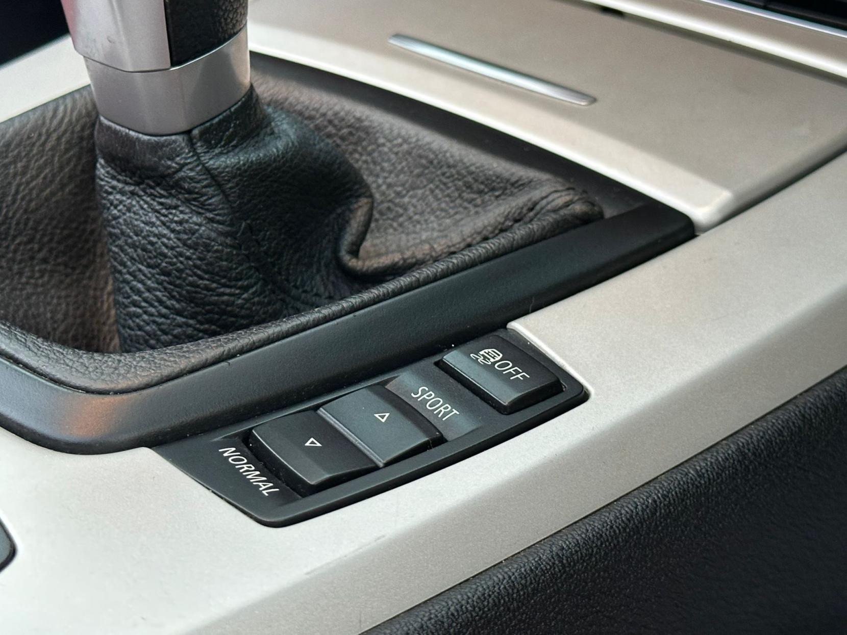 BMW Z4 2.5 23i Convertible 2dr Petrol Manual sDrive Euro 5 (204 ps)