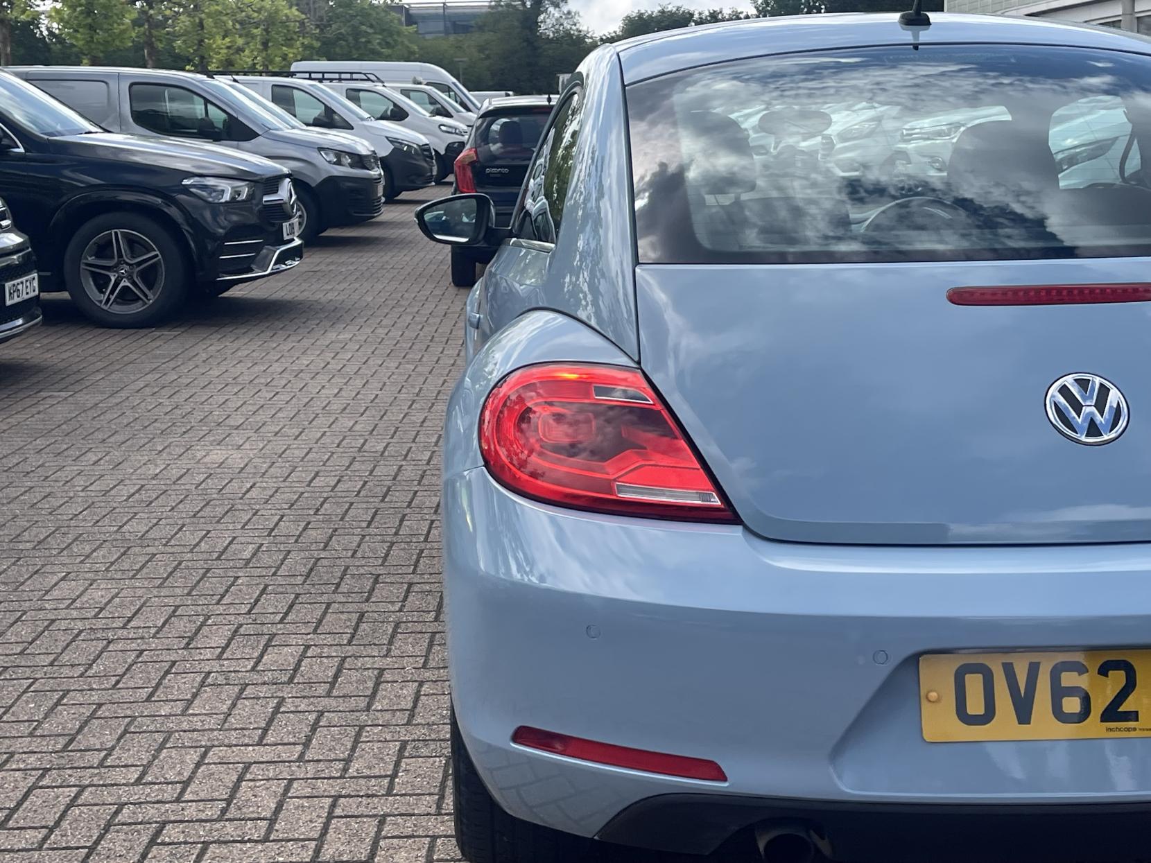 Volkswagen Beetle 1.2 TSI Design Hatchback 3dr Petrol DSG Euro 5 (105 ps)