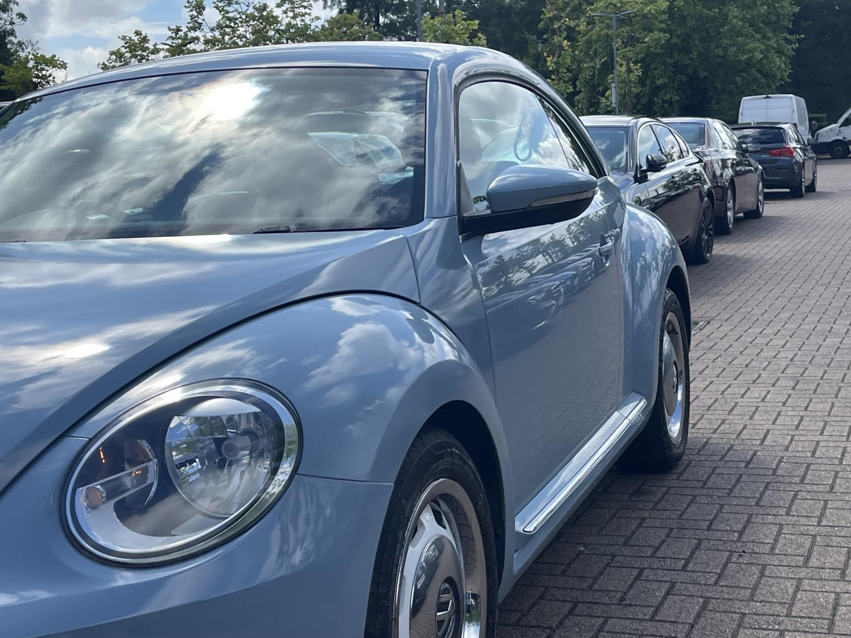 Volkswagen Beetle 1.2 TSI Design Hatchback 3dr Petrol DSG Euro 5 (105 ps)