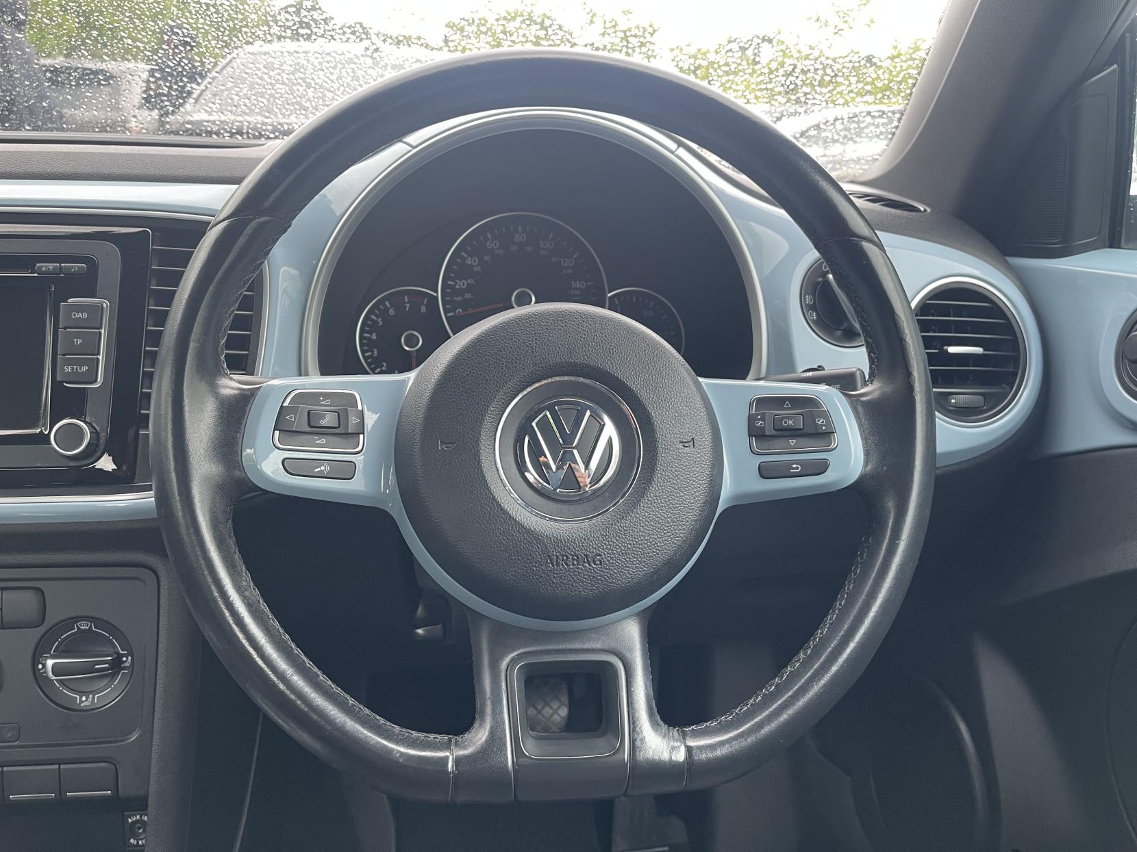 Volkswagen Beetle 1.2 TSI Design Hatchback 3dr Petrol DSG Euro 5 (105 ps)