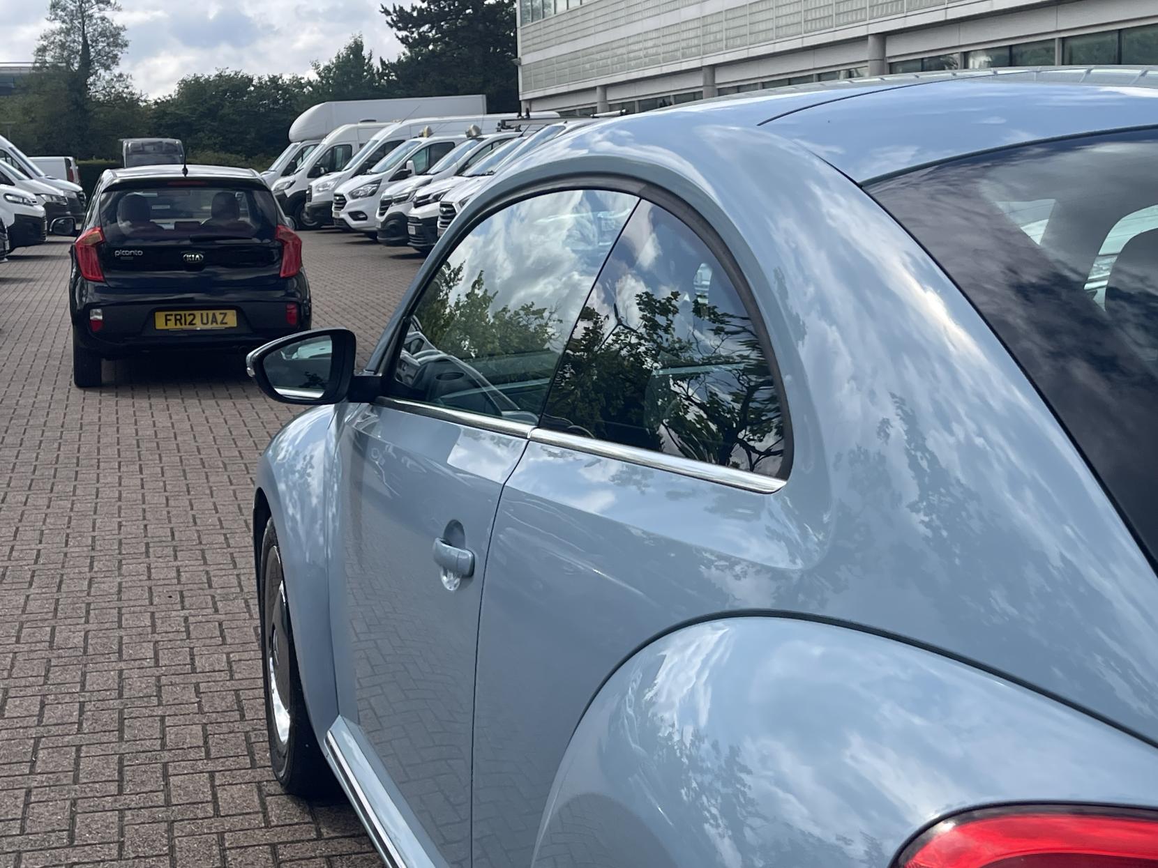 Volkswagen Beetle 1.2 TSI Design Hatchback 3dr Petrol DSG Euro 5 (105 ps)