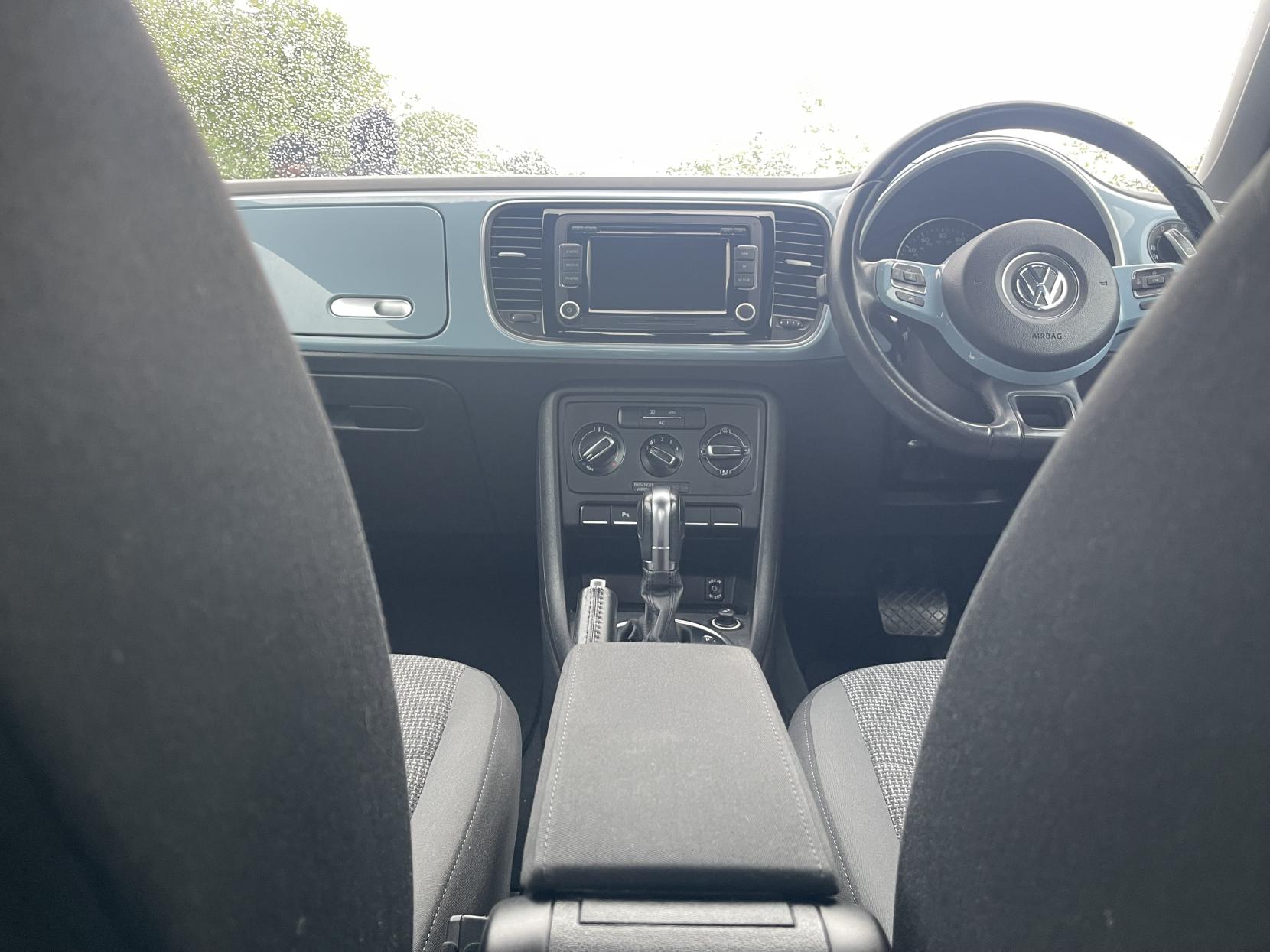 Volkswagen Beetle 1.2 TSI Design Hatchback 3dr Petrol DSG Euro 5 (105 ps)