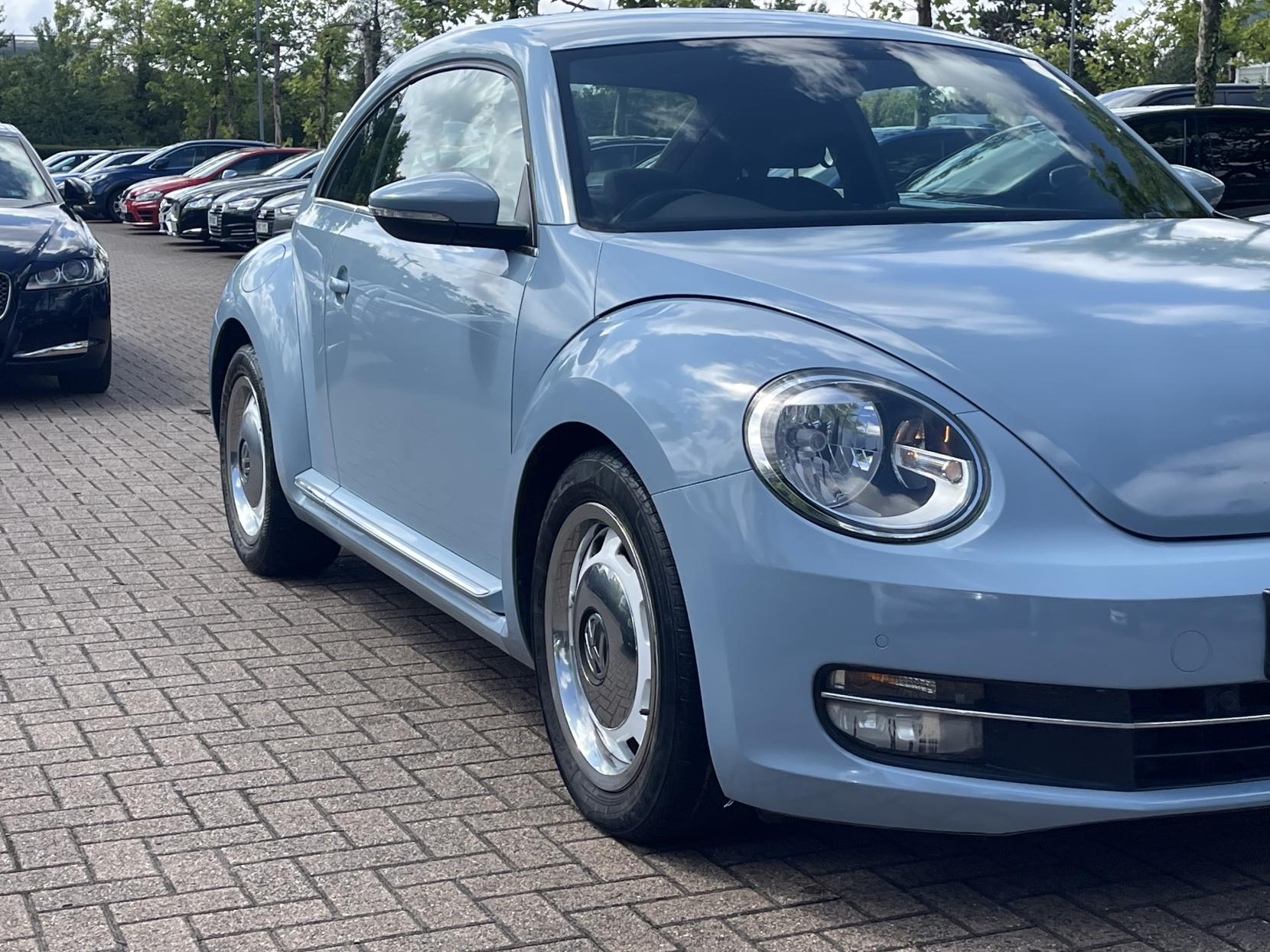 Volkswagen Beetle 1.2 TSI Design Hatchback 3dr Petrol DSG Euro 5 (105 ps)