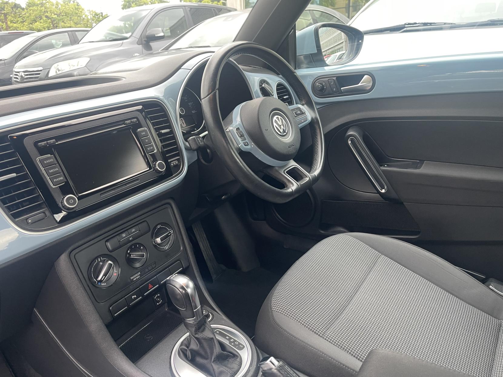 Volkswagen Beetle 1.2 TSI Design Hatchback 3dr Petrol DSG Euro 5 (105 ps)