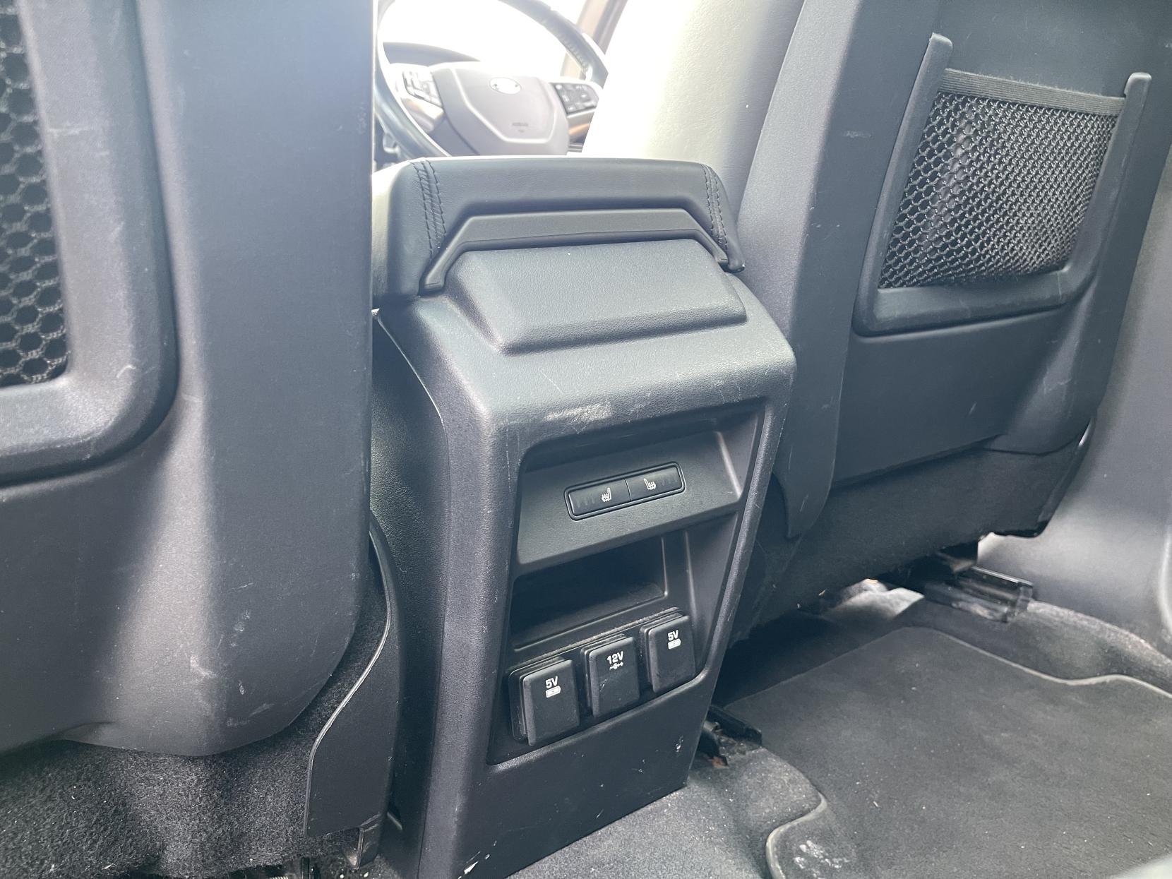 Land Rover Discovery Sport 2.0 TD4 HSE Luxury SUV 5dr Diesel Auto 4WD Euro 6 (s/s) (180 ps)