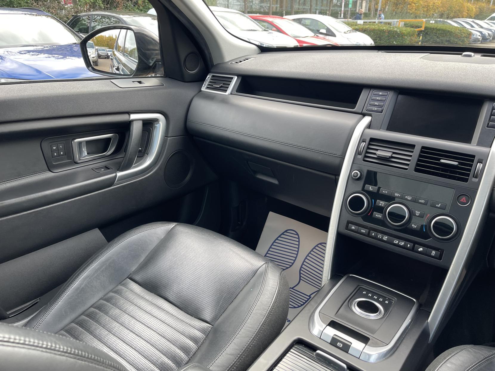 Land Rover Discovery Sport 2.0 TD4 HSE Luxury SUV 5dr Diesel Auto 4WD Euro 6 (s/s) (180 ps)