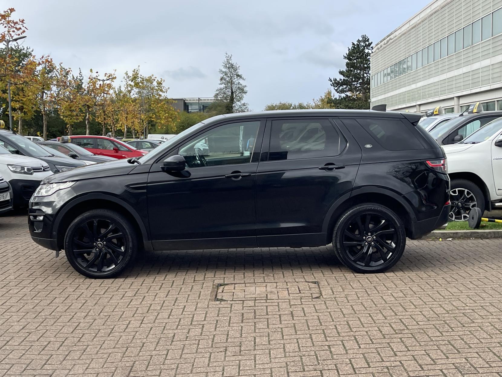 Land Rover Discovery Sport 2.0 TD4 HSE Luxury SUV 5dr Diesel Auto 4WD Euro 6 (s/s) (180 ps)