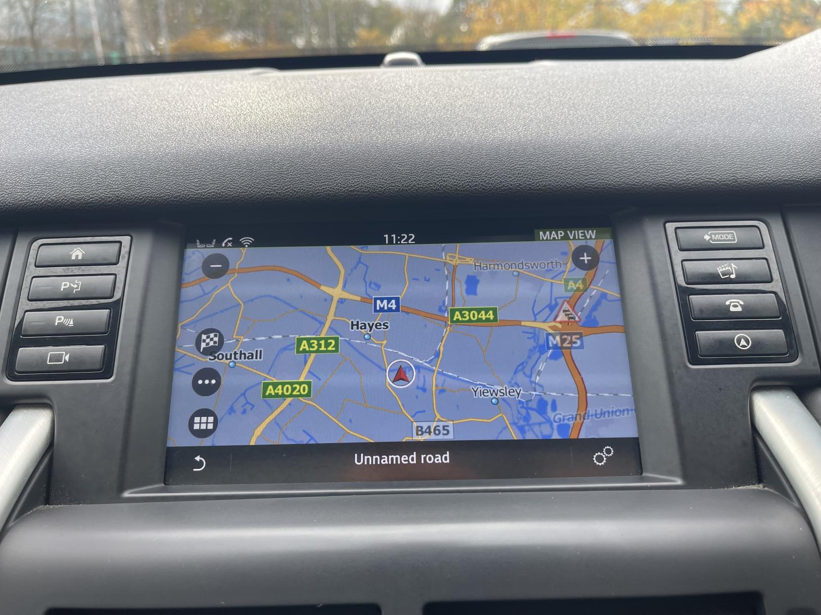 Land Rover Discovery Sport 2.0 TD4 HSE Luxury SUV 5dr Diesel Auto 4WD Euro 6 (s/s) (180 ps)