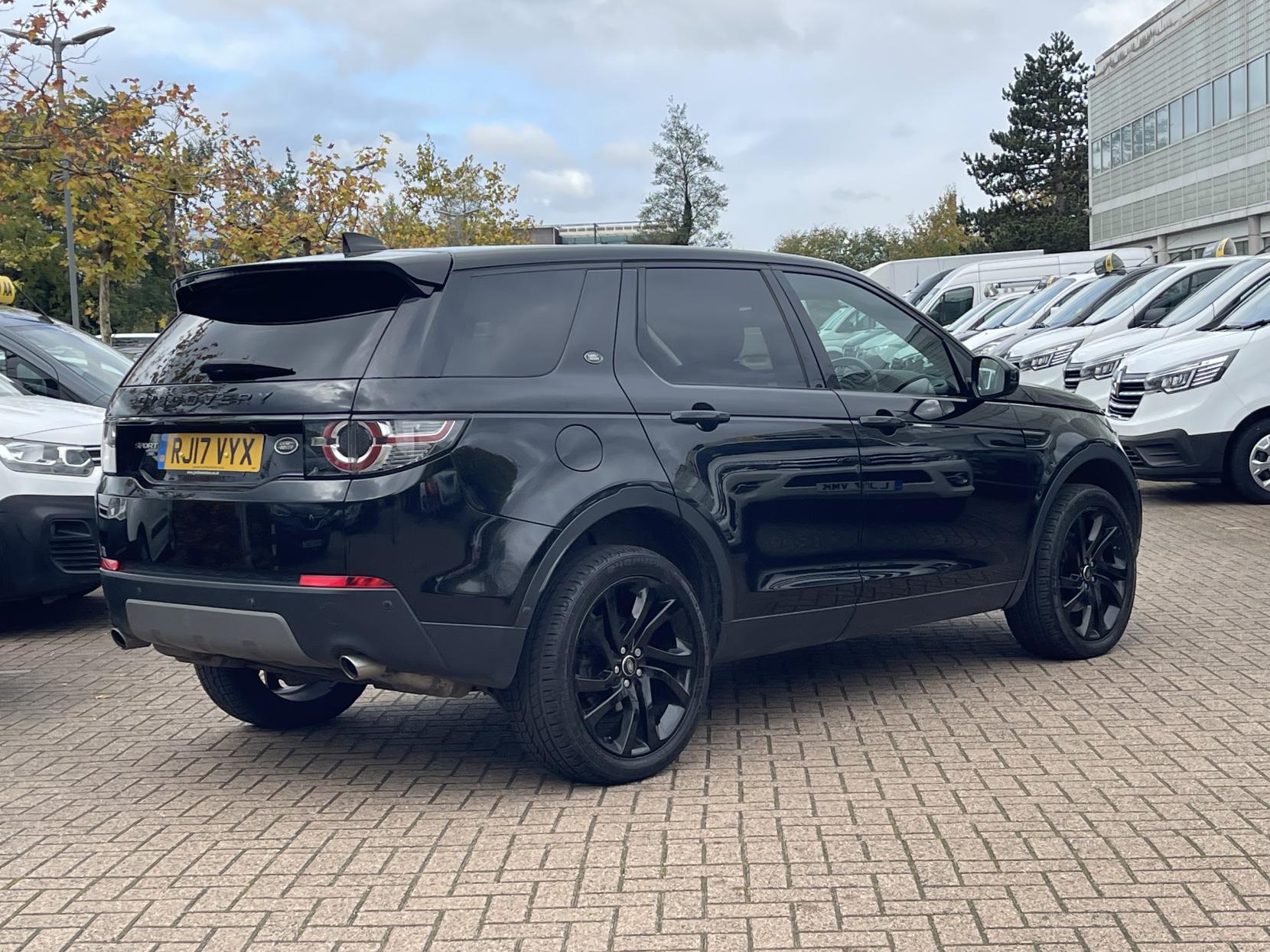Land Rover Discovery Sport 2.0 TD4 HSE Luxury SUV 5dr Diesel Auto 4WD Euro 6 (s/s) (180 ps)