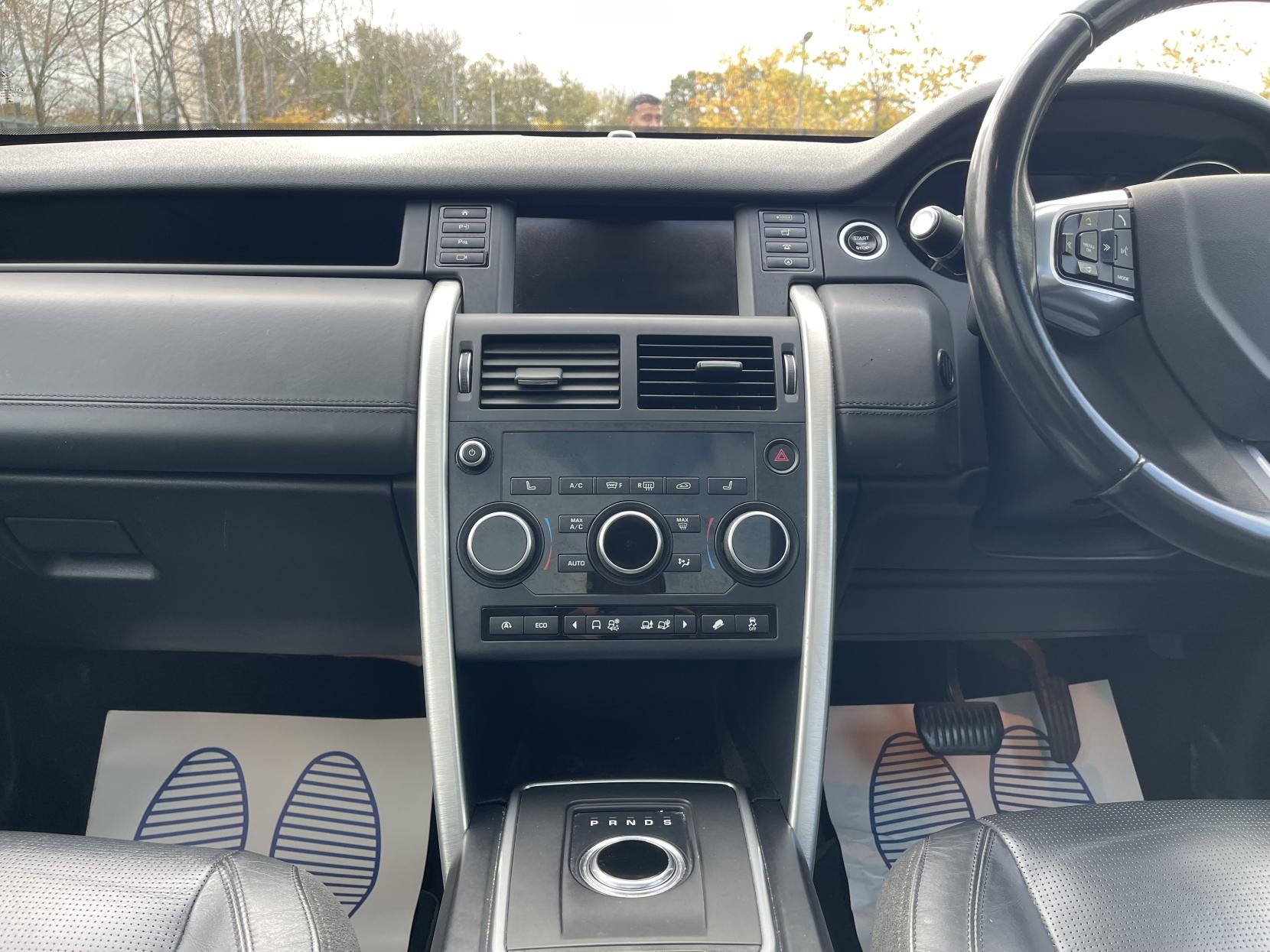 Land Rover Discovery Sport 2.0 TD4 HSE Luxury SUV 5dr Diesel Auto 4WD Euro 6 (s/s) (180 ps)