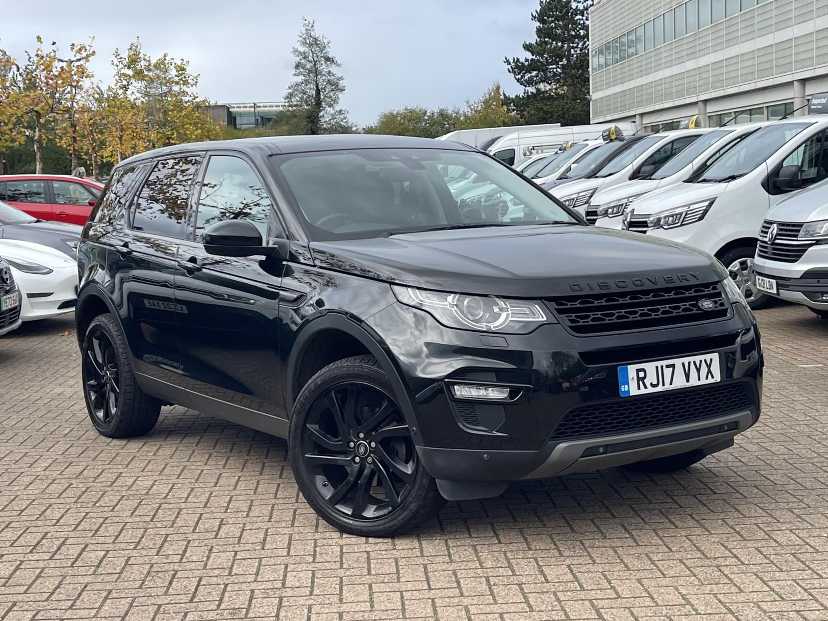 Land Rover Discovery Sport 2.0 TD4 HSE Luxury SUV 5dr Diesel Auto 4WD Euro 6 (s/s) (180 ps)