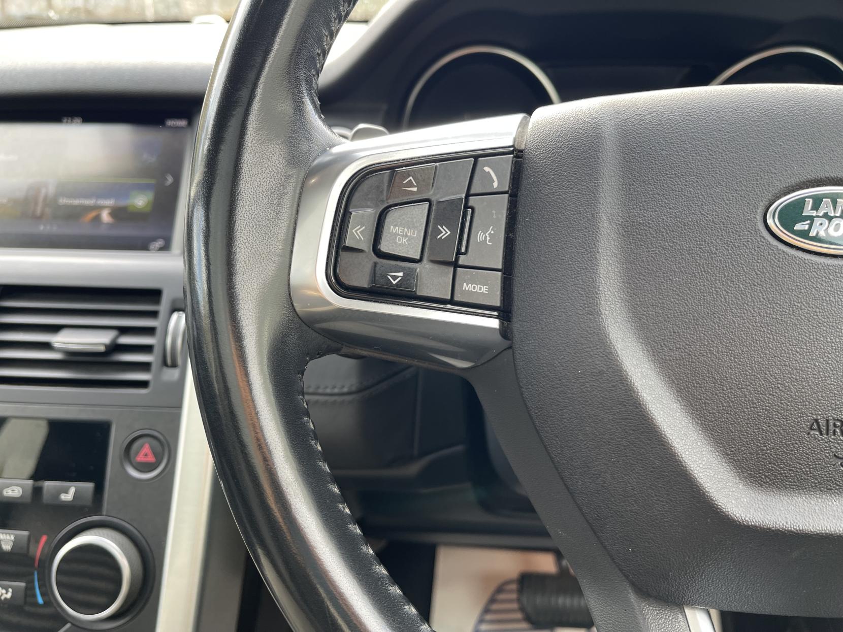 Land Rover Discovery Sport 2.0 TD4 HSE Luxury SUV 5dr Diesel Auto 4WD Euro 6 (s/s) (180 ps)