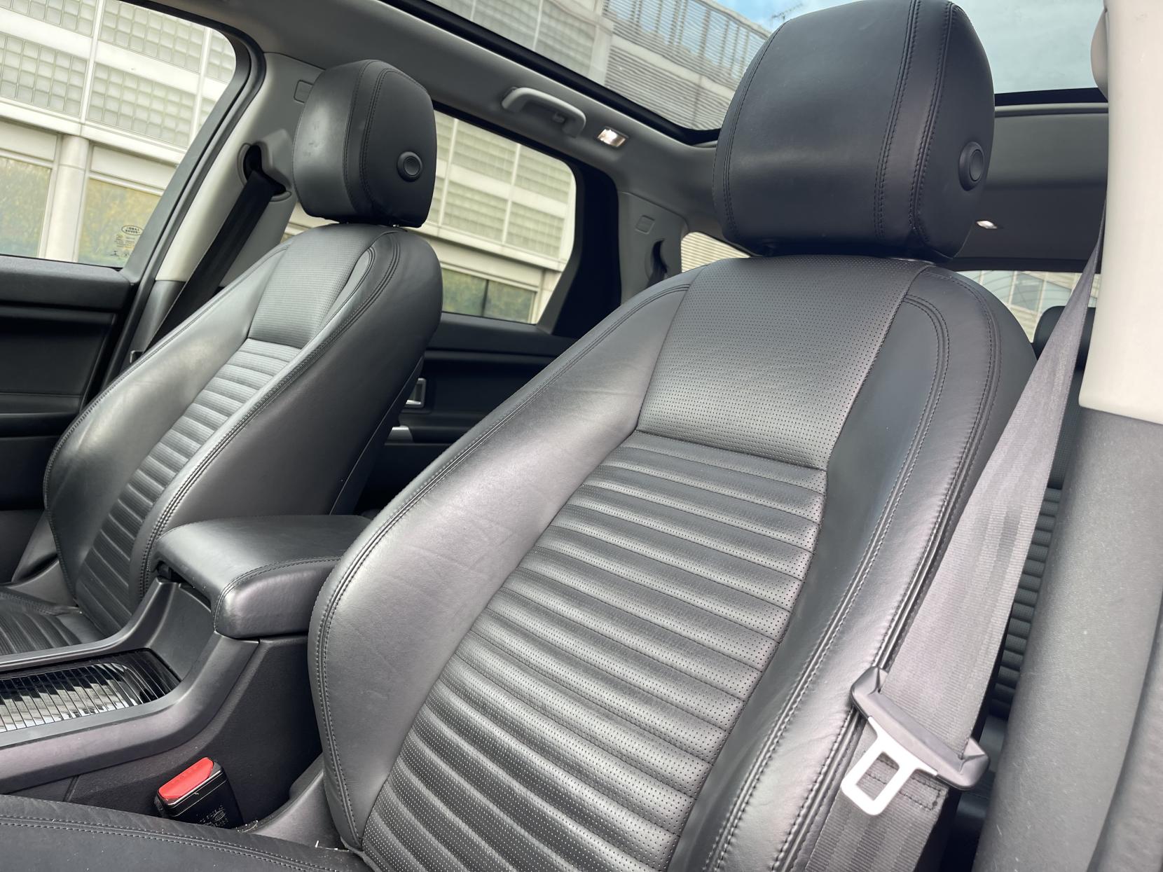 Land Rover Discovery Sport 2.0 TD4 HSE Luxury SUV 5dr Diesel Auto 4WD Euro 6 (s/s) (180 ps)