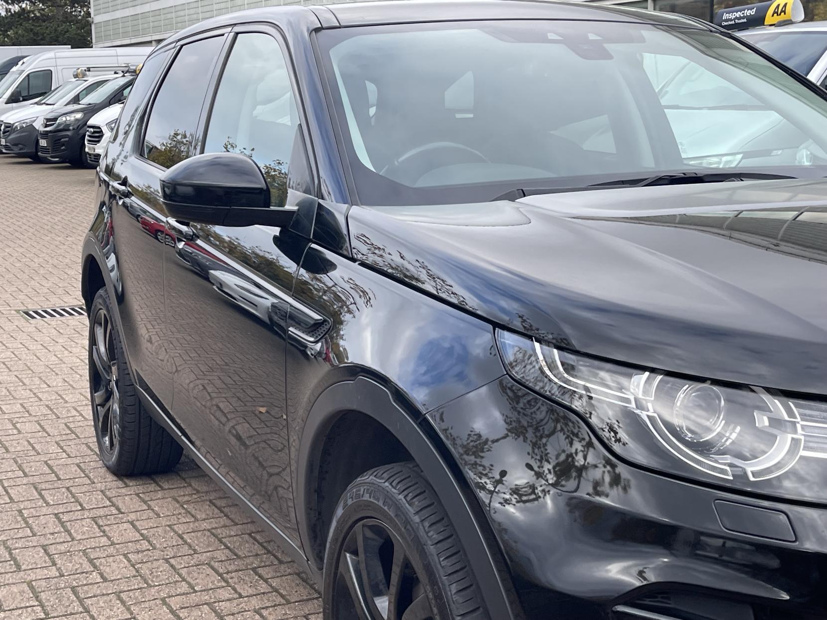 Land Rover Discovery Sport 2.0 TD4 HSE Luxury SUV 5dr Diesel Auto 4WD Euro 6 (s/s) (180 ps)