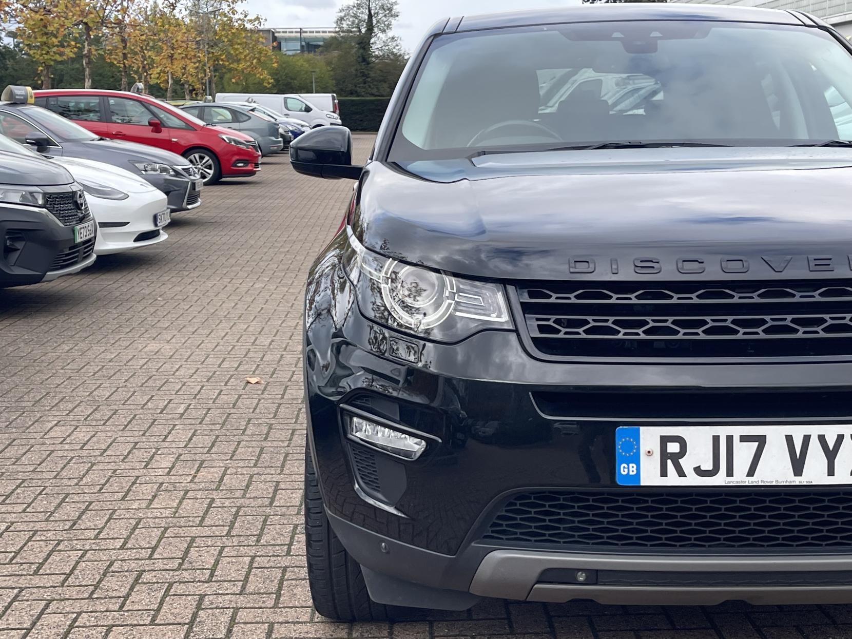 Land Rover Discovery Sport 2.0 TD4 HSE Luxury SUV 5dr Diesel Auto 4WD Euro 6 (s/s) (180 ps)