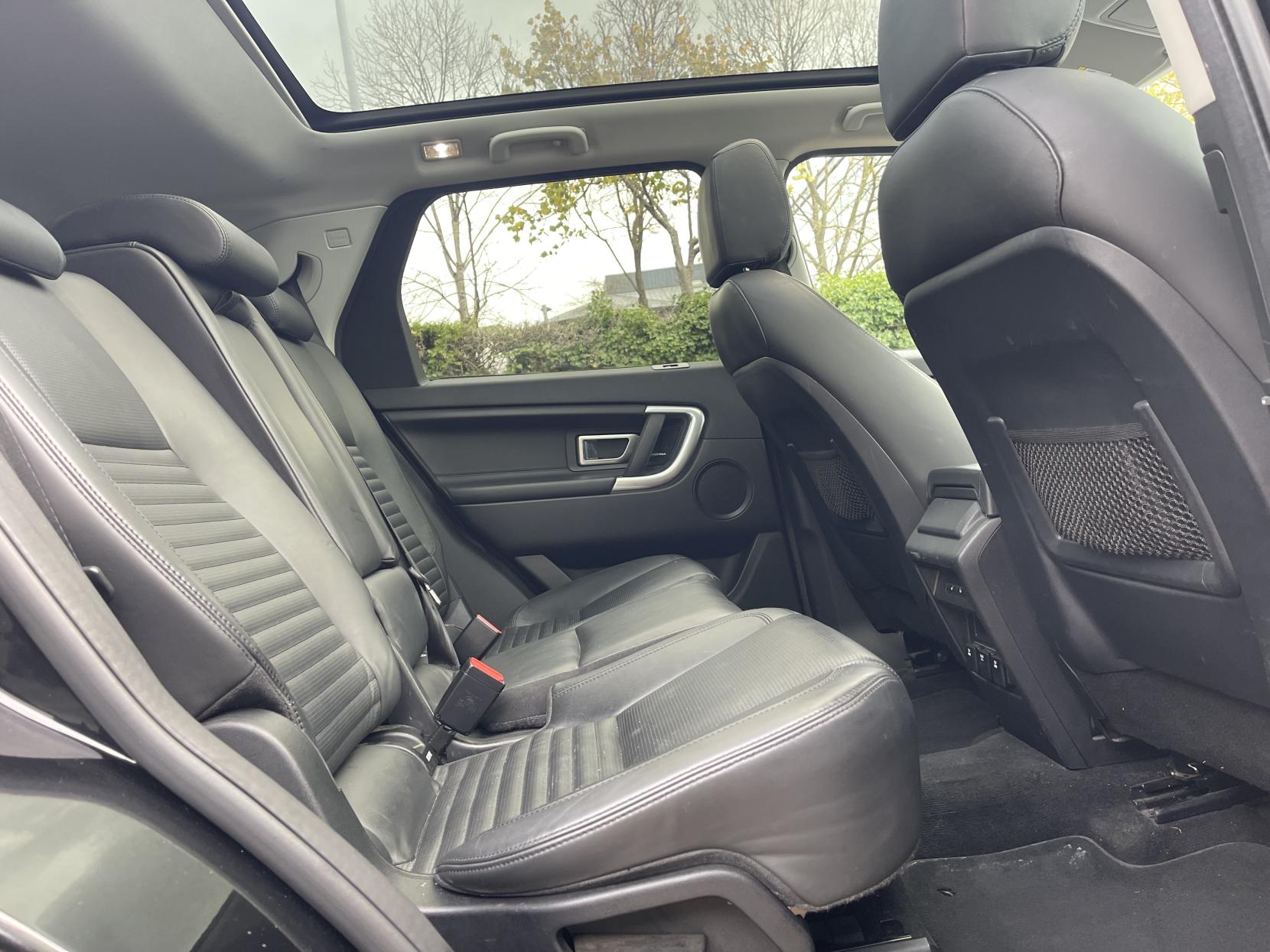 Land Rover Discovery Sport 2.0 TD4 HSE Luxury SUV 5dr Diesel Auto 4WD Euro 6 (s/s) (180 ps)