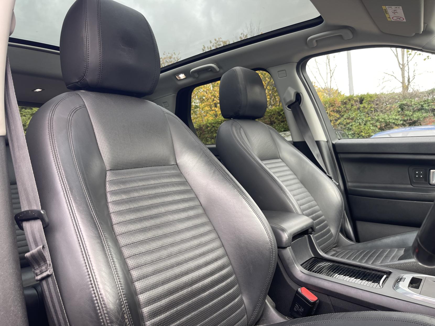 Land Rover Discovery Sport 2.0 TD4 HSE Luxury SUV 5dr Diesel Auto 4WD Euro 6 (s/s) (180 ps)