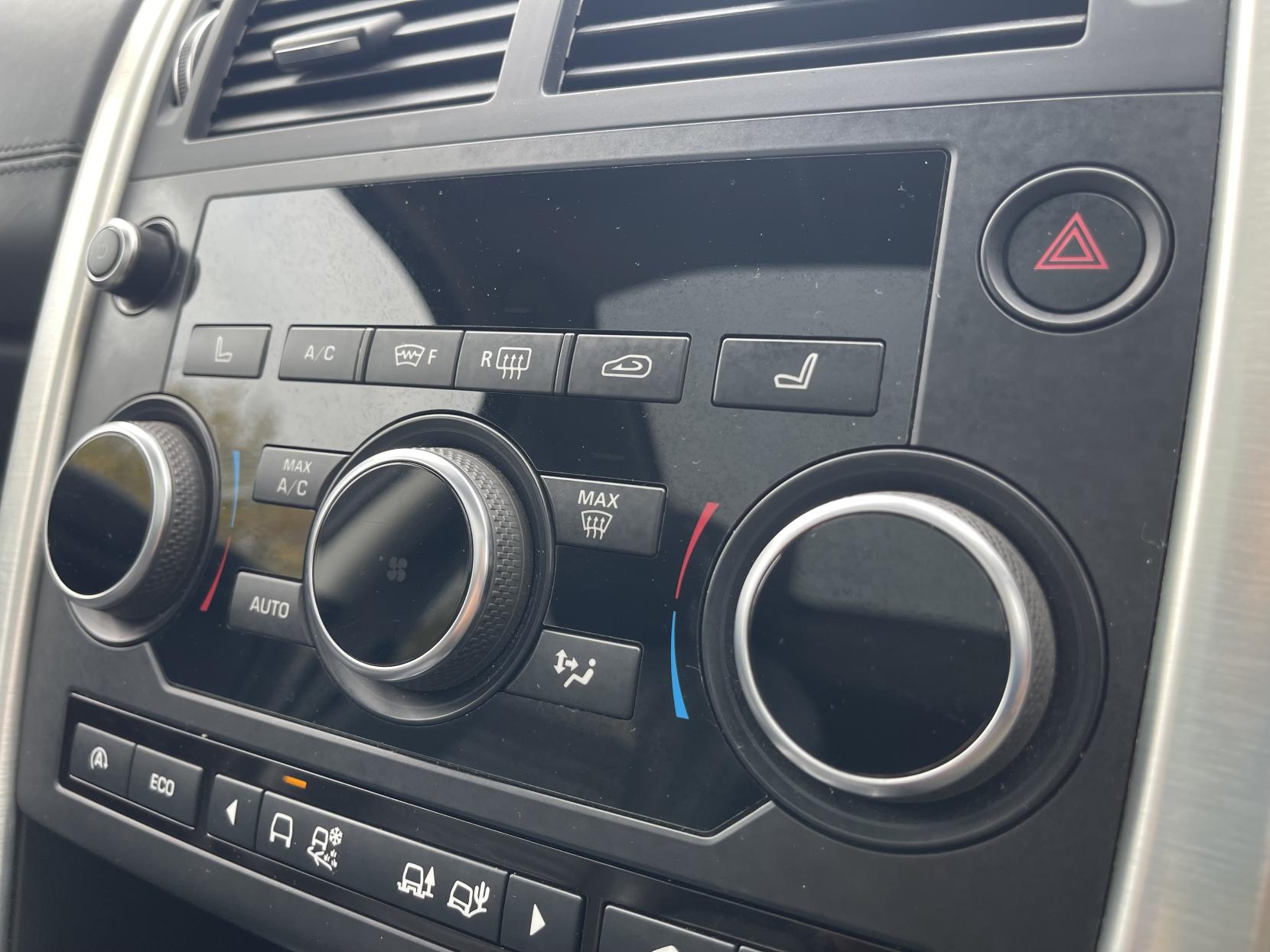 Land Rover Discovery Sport 2.0 TD4 HSE Luxury SUV 5dr Diesel Auto 4WD Euro 6 (s/s) (180 ps)