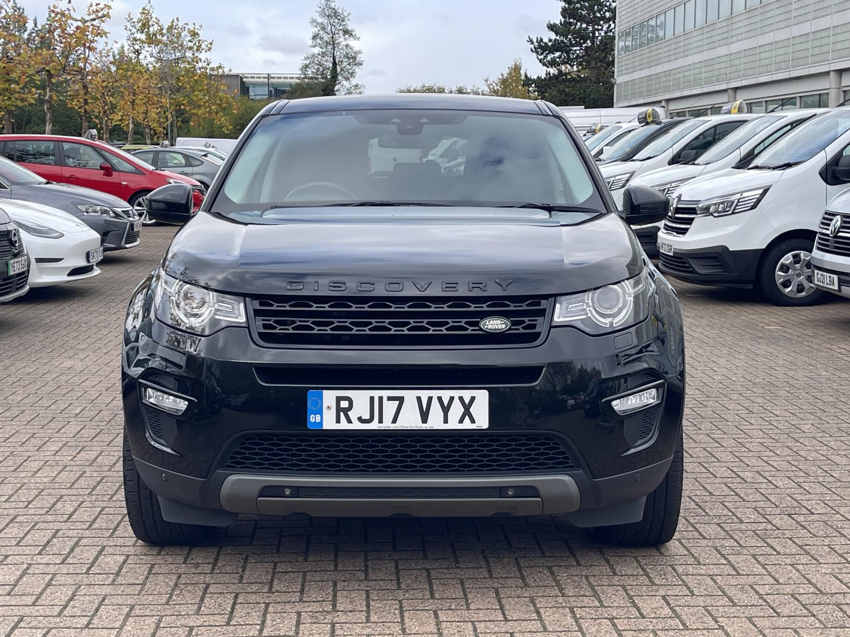 Land Rover Discovery Sport 2.0 TD4 HSE Luxury SUV 5dr Diesel Auto 4WD Euro 6 (s/s) (180 ps)
