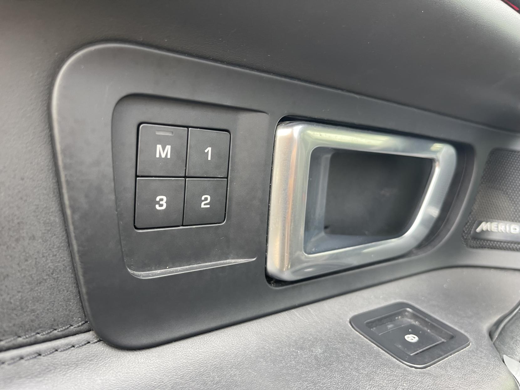 Land Rover Discovery Sport 2.0 TD4 HSE Luxury SUV 5dr Diesel Auto 4WD Euro 6 (s/s) (180 ps)