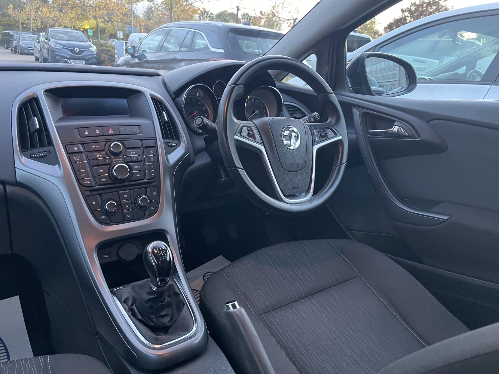 Vauxhall Astra GTC 1.4T Sport Coupe 3dr Petrol Manual Euro 5 (s/s) (140 ps)