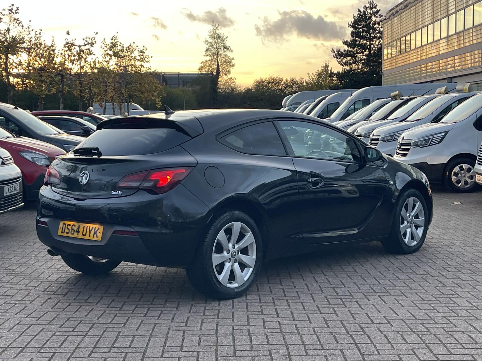 Vauxhall Astra GTC 1.4T Sport Coupe 3dr Petrol Manual Euro 5 (s/s) (140 ps)