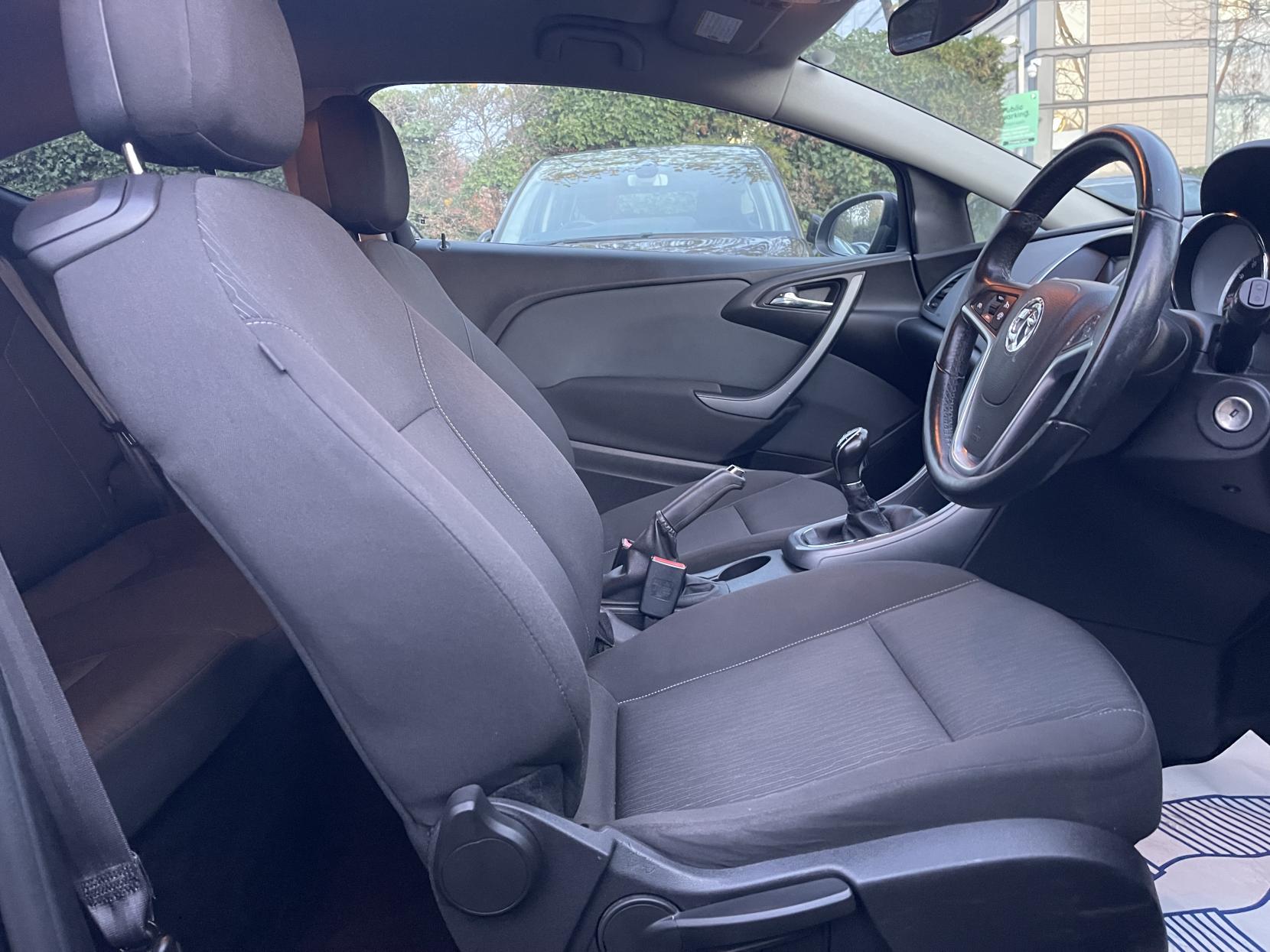 Vauxhall Astra GTC 1.4T Sport Coupe 3dr Petrol Manual Euro 5 (s/s) (140 ps)