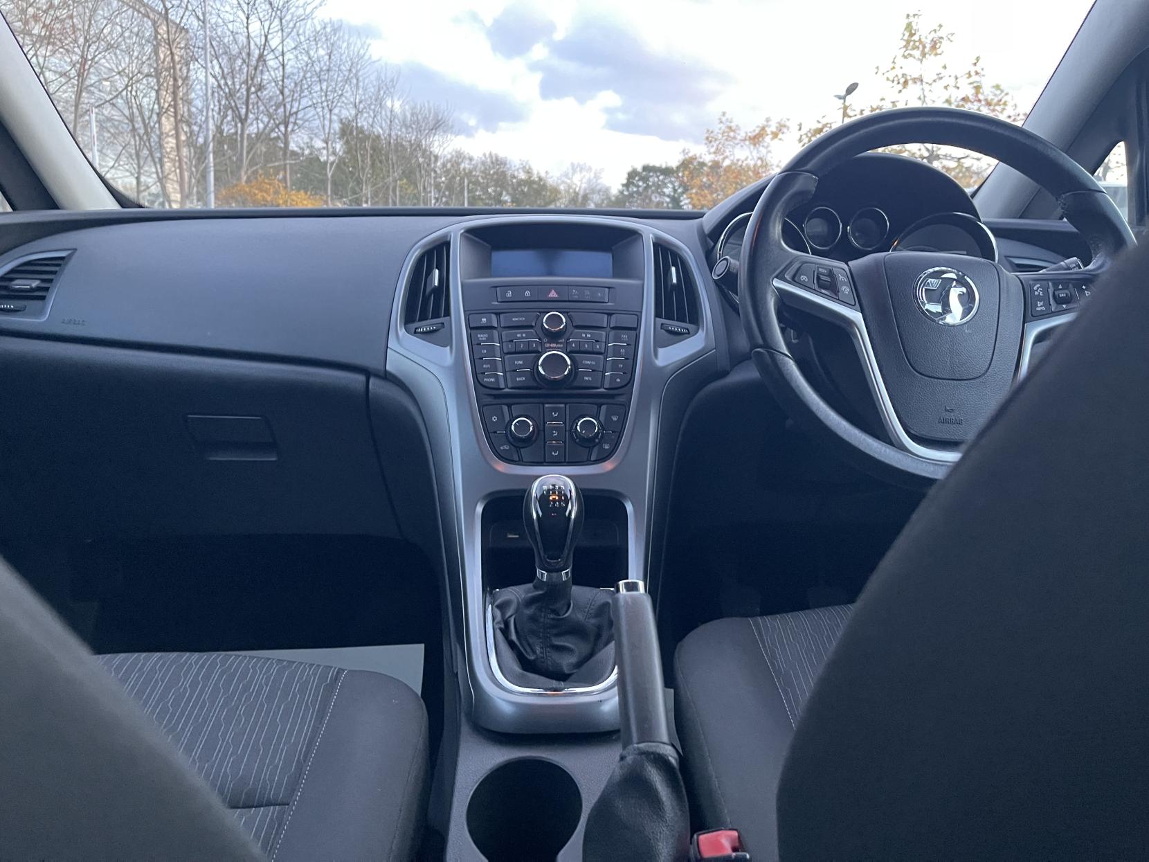 Vauxhall Astra GTC 1.4T Sport Coupe 3dr Petrol Manual Euro 5 (s/s) (140 ps)