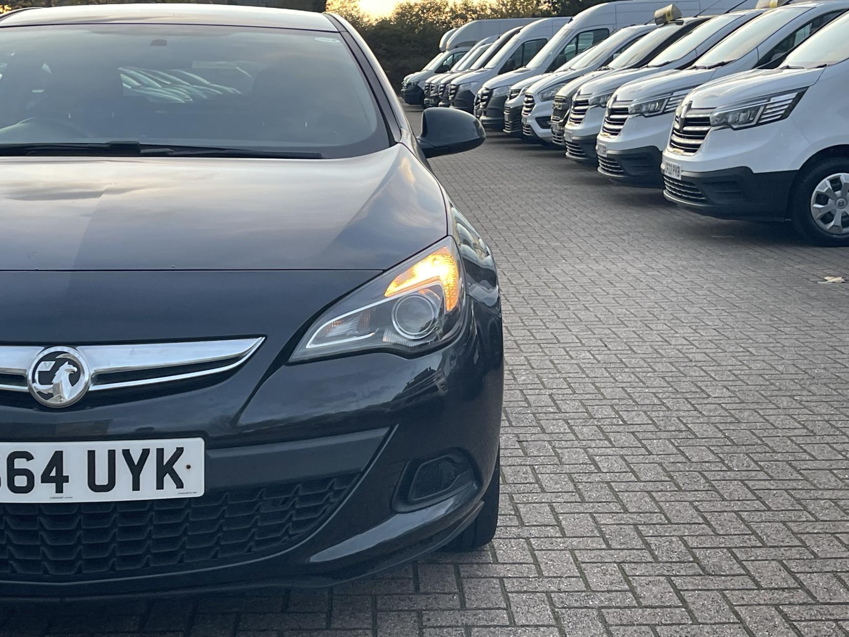 Vauxhall Astra GTC 1.4T Sport Coupe 3dr Petrol Manual Euro 5 (s/s) (140 ps)